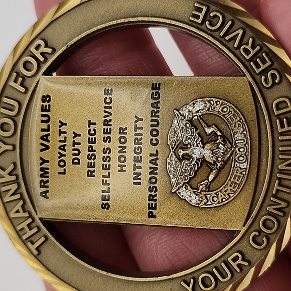 11th Signal Brigade Service Coin - Picture 4 of 4